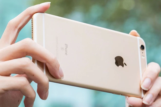 iPhone 6S sáu năm tuổi vẫn được cập nhật iOS 15, trở thành chiếc smartphone lâu đời nhất vẫn được hỗ trợ phần mềm